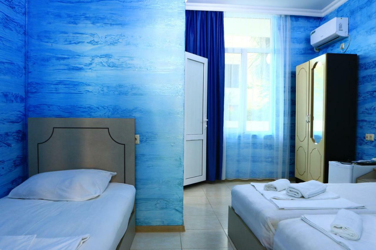 Rainbow Rooms Apart Hotelマヒンジャウリ エクステリア 写真